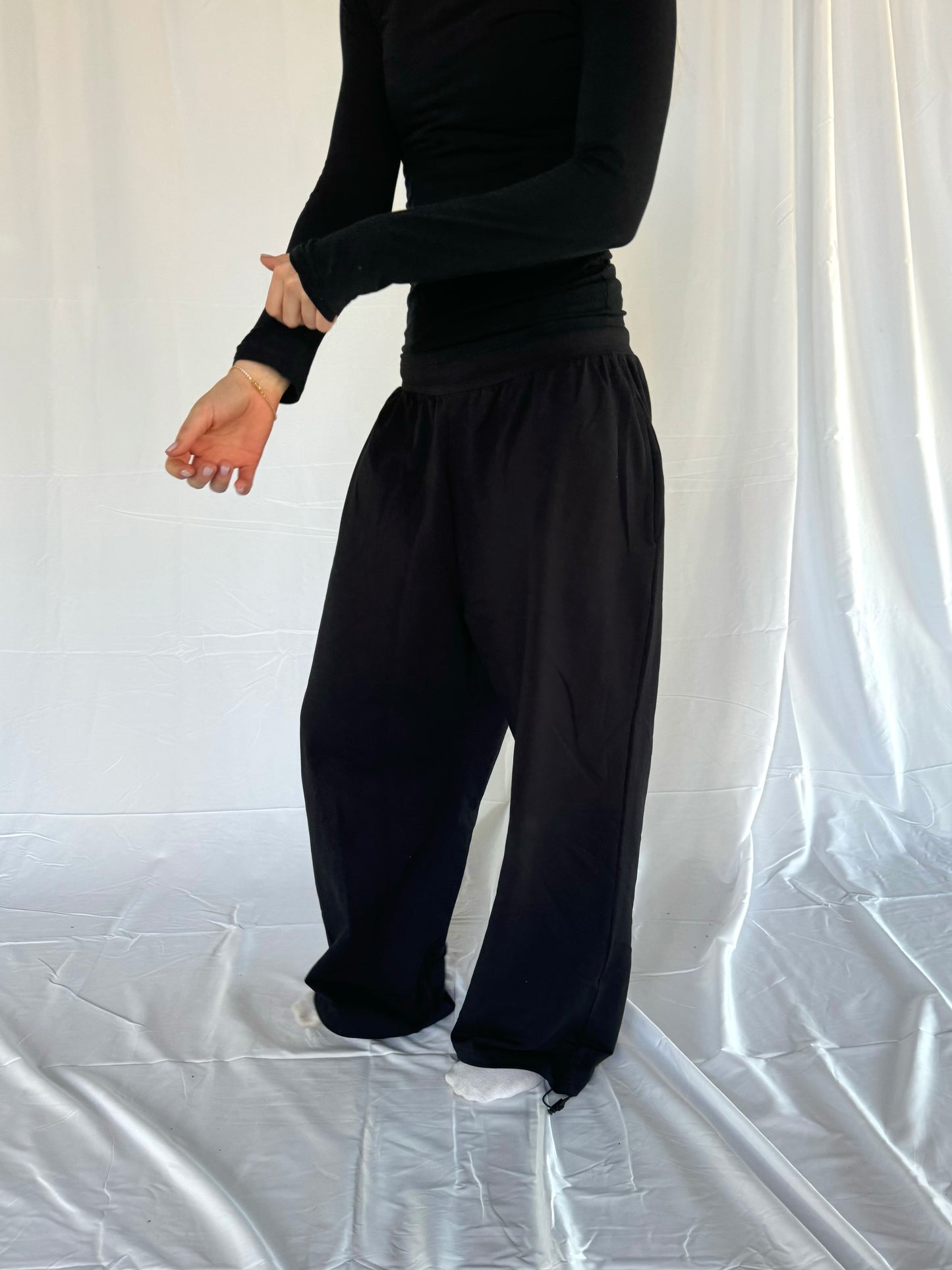 FÖRBESTÄLLNING svart CORE STAR sweatpant